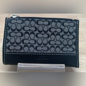 Coach Monogram Logo CC
Slim Card Case Wallet w/ Key Ring Black/Gray